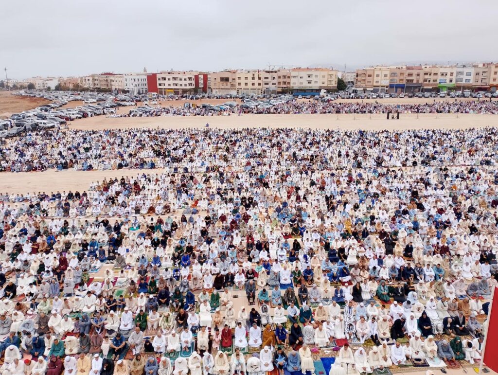 جمعية المستقبل – أكادير تنجح في تنظيم مصلى عيد الأضحى بحي المسيرة بمبادرة شبابية متميزة