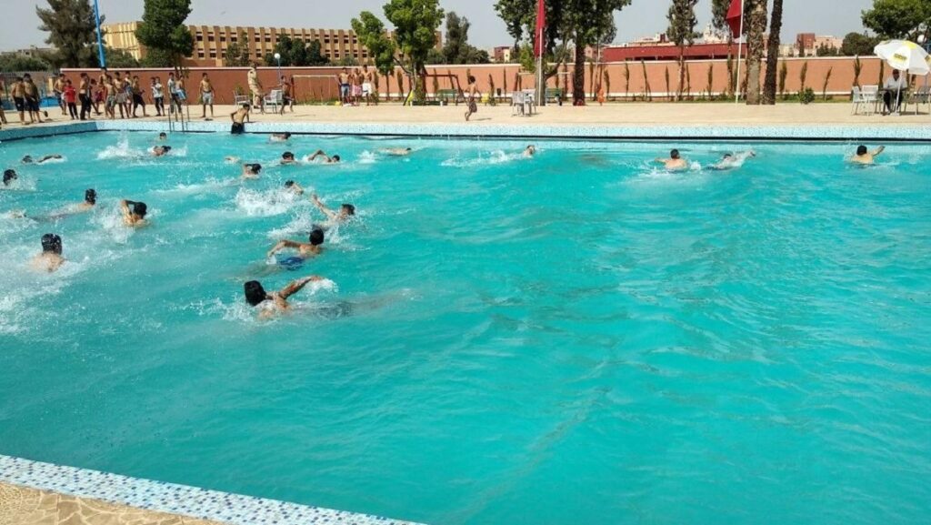 صيف حارق في طاطا.. مسبح بلدي مغلق وبدائل خطيرة تبتلع الشباب