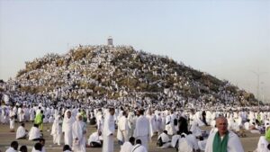 ملايين الحجاج يتوافدون على صعيد عرفة لأداء الركن الأعظم في موسم 1446هـ 7 Arafat