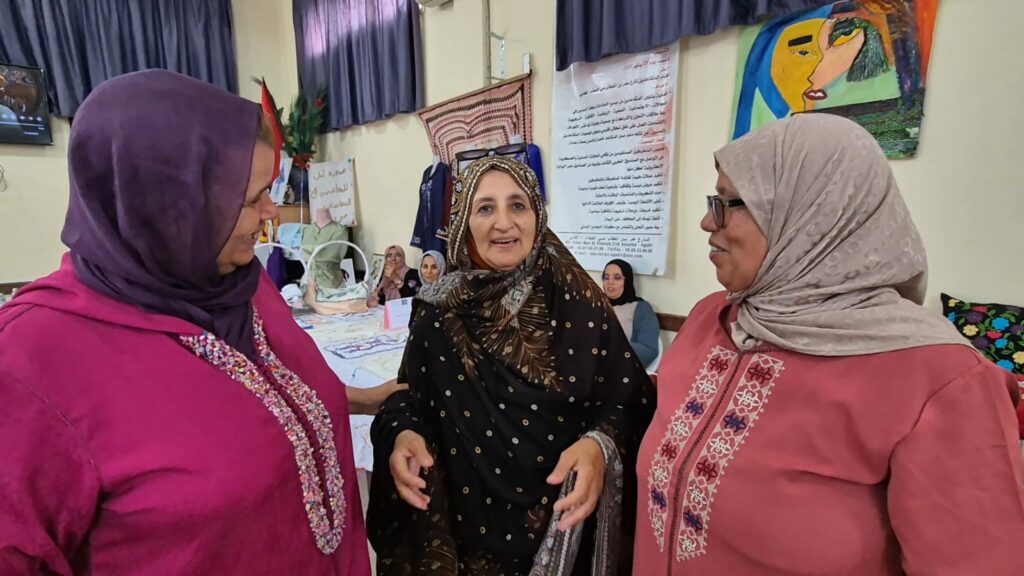 خبز "تفارنوت" وكروشي نساء أكادير… حين تصنع الجدّات معجزات الإبداع في صمت (+ فيديو و صور) 9 Association Amal pour les retraites et les personnes agees dAgadir prefecture dIda Outanane 18