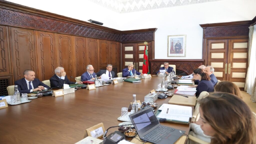 مجلس الحكومة يصادق على مشاريع إصلاحية وهيكلية جديدة تشمل التعمير والصحة والطاقة.. التفاصيل