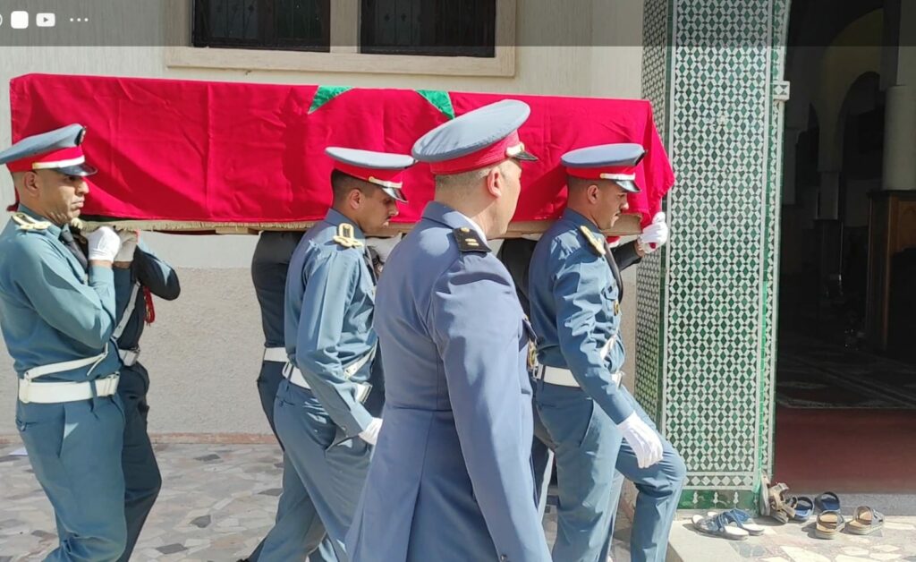 شيّعت أكادير جنازة مهيبة للدركي محمد غياني.. قلوب دامعة ودّعت شهيد الواجب 1 Des funerailles solennelles pour le gendarme Mohamed Ghiani 2