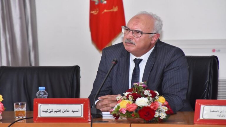 طريق تتحول إلى مصدر للمعاناة بإقليم تيزنيت، وجمعية محلية تطالب بفتح تحقيق في الموضوع