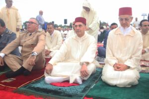 والي جهة سوس ماسة يؤدي صلاة عيد الأضحى بأكادير: أجواء روحانية ووحدة استثنائية 7 IMG 20250607 WA0092