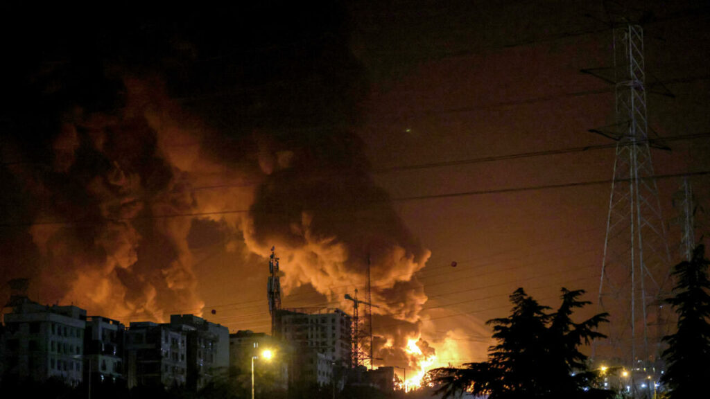 مقتل ضباط جزائريين في قصف إسرائيلي بطهران يثير جدلاً حول تحالفات الجزائر الإقليمية