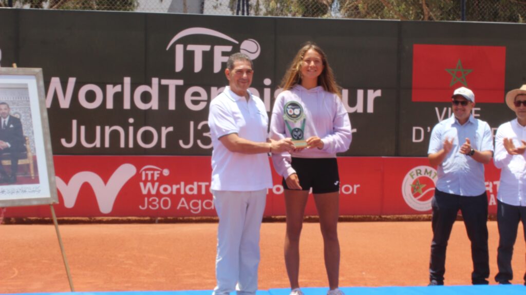 بحضور سعيد أمزازي.. أكادير تختتم دوري J30 الدولي للتنس وتتوج أبطال المستقبل 3 Ligue internationale de tennis J30 1