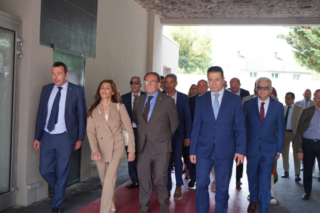 افتتاح قنصلية مغربية جديدة في مونت لا جولي بفرنسا لتقريب الخدمات من 150 ألف مغربي (+ صور و فيديو) 6 Ouverture dun consulat marocain 1