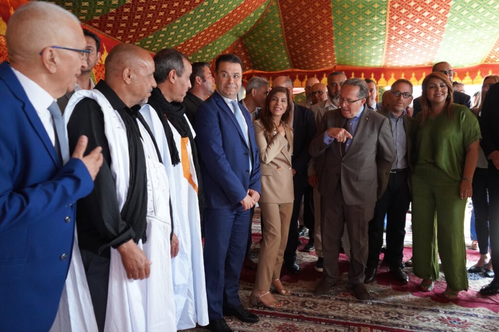 افتتاح قنصلية مغربية جديدة في مونت لا جولي بفرنسا لتقريب الخدمات من 150 ألف مغربي (+ صور و فيديو) 4 Ouverture dun consulat marocain 3
