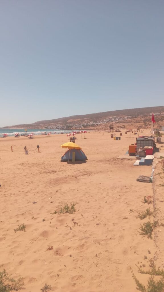 شواطئ أكادير تتألق استعدادًا للصيف: حملة شاملة لمواجهة الاستغلال العشوائي وضمان صيف نظيف. (+صور) 14 Plages dAgadir 6