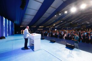 عزيز أخنوش يؤكد من أكادير: المغرب يعيش ثورة اجتماعية ومؤشرات الاقتصاد إيجابية 1 bcb67b99 adea 4356 9d83 4c4023896d16