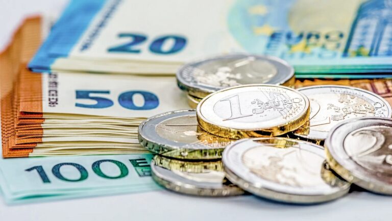 أسعار صرف العملات مقابل الدرهم اليوم.. الأورو والدولار والعملات الخليجية