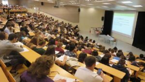 نقابة التعليم العالي تنتفض ضد “الفساد المتغول”، وتعلن عن مقاطعة الدخول الجامعي المقبل