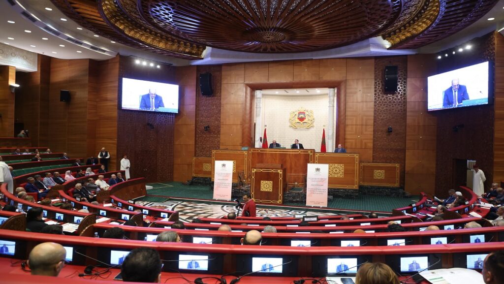 صلاة جنازة “مرفوضة” في بلفاع تشعل النقاش الديني والقانوني في سوس، و الموضوع يصل إلى البرلمان
