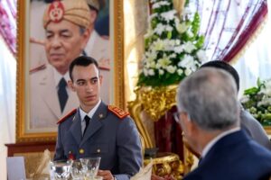 ولي العهد الأمير مولاي الحسن يترأس حفل تخرج الفوجين الـ 25 والـ 59 من الكلية الملكية للدراسات العسكرية العليا 3 prince moulay elhassan