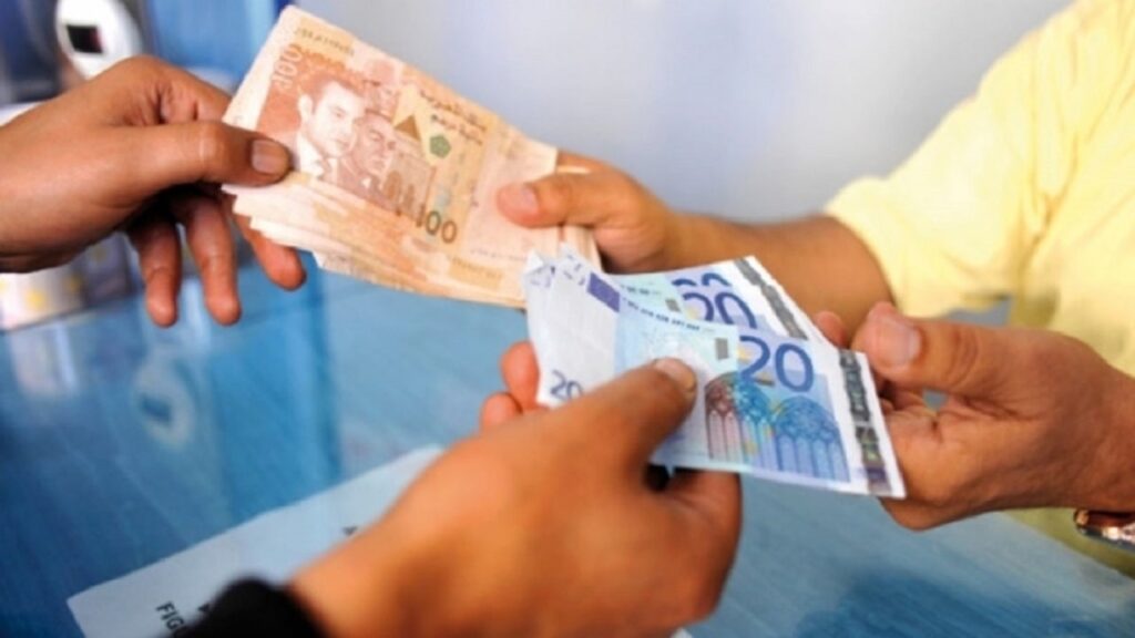سعر صرف الدرهم المغربي يرتفع أمام الأورو ويتراجع مقابل الدولار خلال الأسبوع المنصرم
