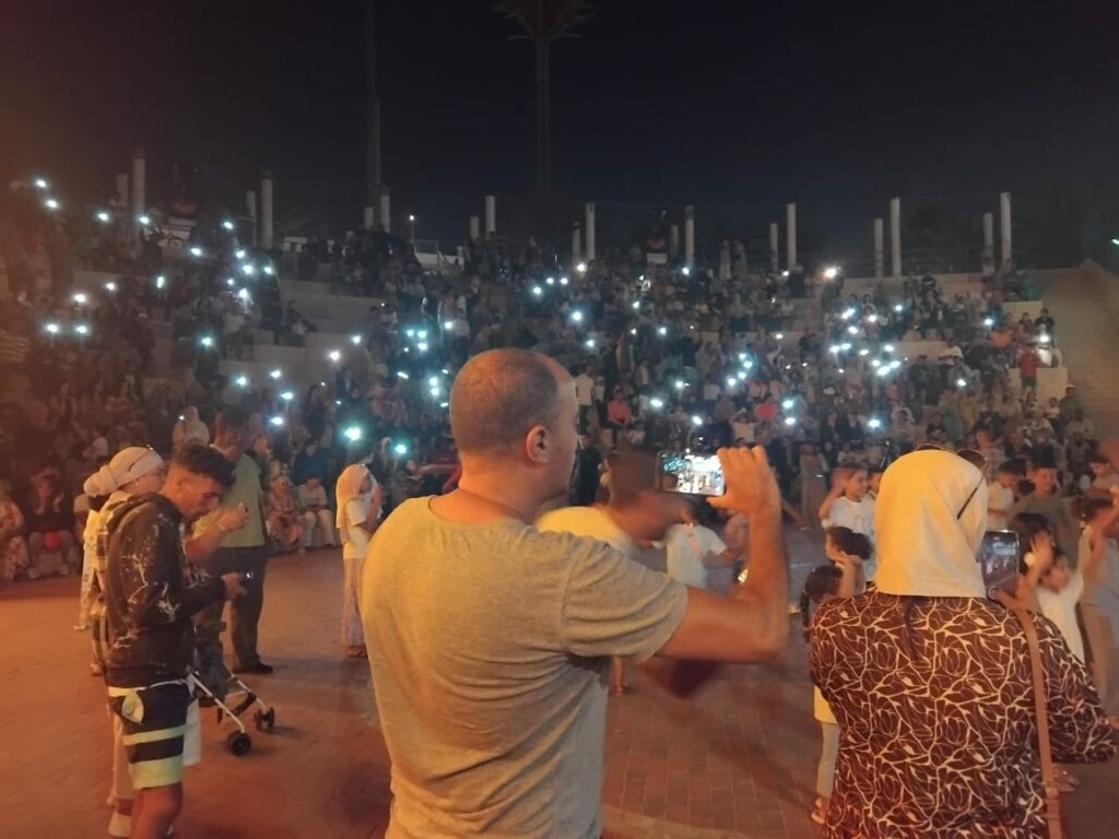 أكادير تحتفي بذكرى عيد العرش عبر المهرجان الإفريقي للفنون الشعبية وأمسية التميز (+صور) 6 Festival africain des arts populaires 26