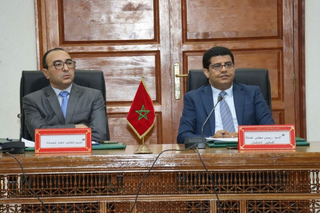 دعوة من والي سوس ماسة: مجلس عمالة أكادير إداوتنان يصادق بالإجماع على تنظيم موسم العسل بأقصري 2025