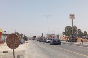 أكادير : أشغال متعثرة تُربك حركة السير بالطريق السيار بالدراركة وتُثير موجة سخط 7 IMG 2025 07 28 14 09 29 807