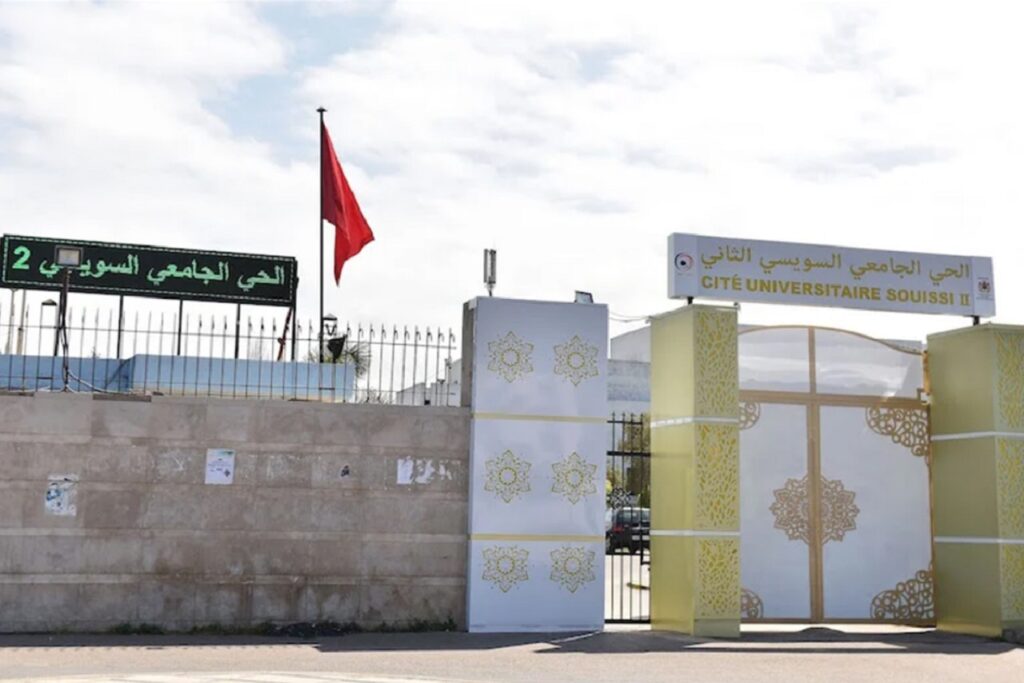 قرارات “إفراغ” الأحياء الجامعية تضع مستقبل آلاف الطلبة على المحك