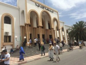 النيابة العامة بانزكان تواصل حربها ضد “سماسرة المحاكم”