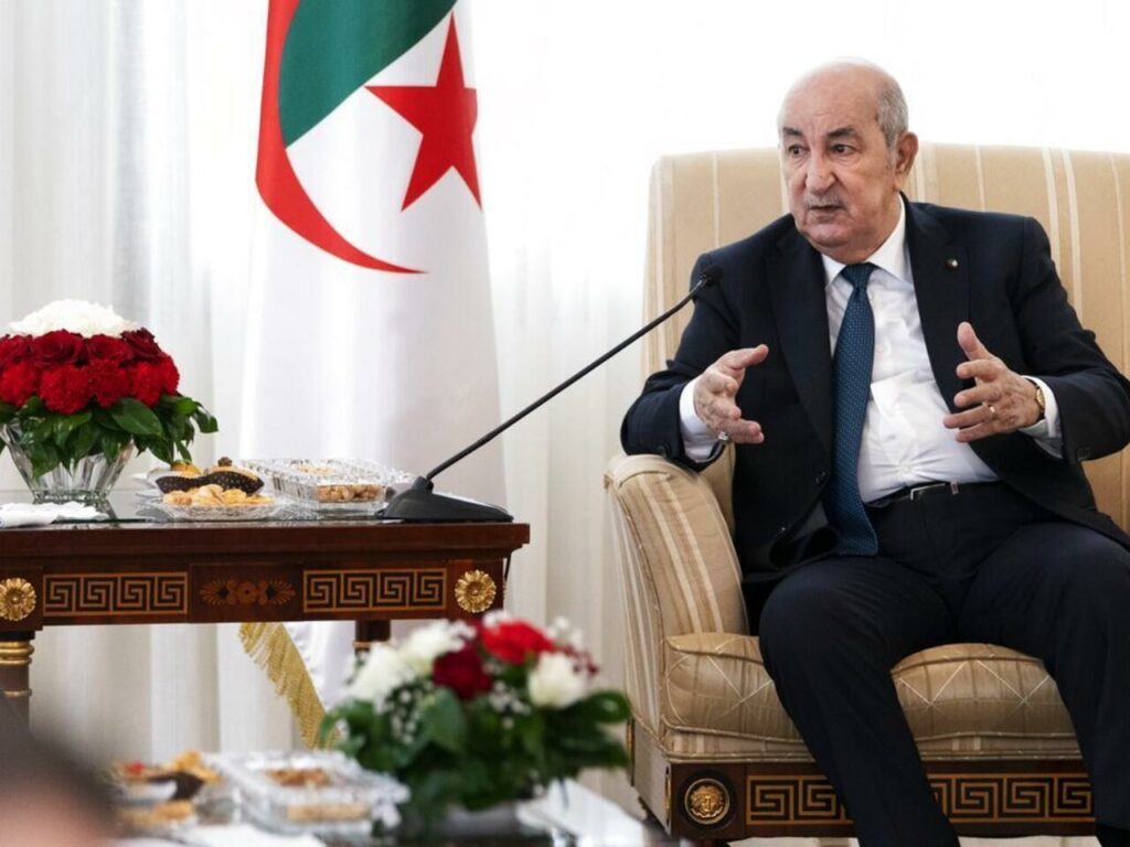  الجزائر بين هوس التآمر ومرض الخرافة والوهم في الاعلام والسياسة