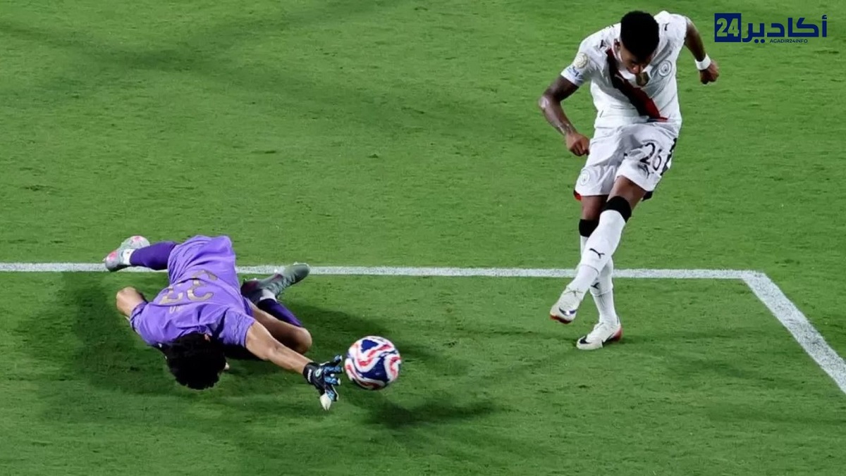 ياسين بونو يتألق عالمياً ويقود الهلال لصناعة التاريخ في كأس العالم للأندية
