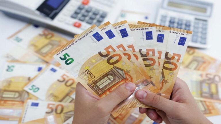 أسعار صرف العملات مقابل الدرهم اليوم الثلاثاء
