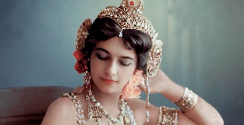 الجاسوسية: مهنة بلا تقاعد ونهاية لا ترحم 1 mata hari
