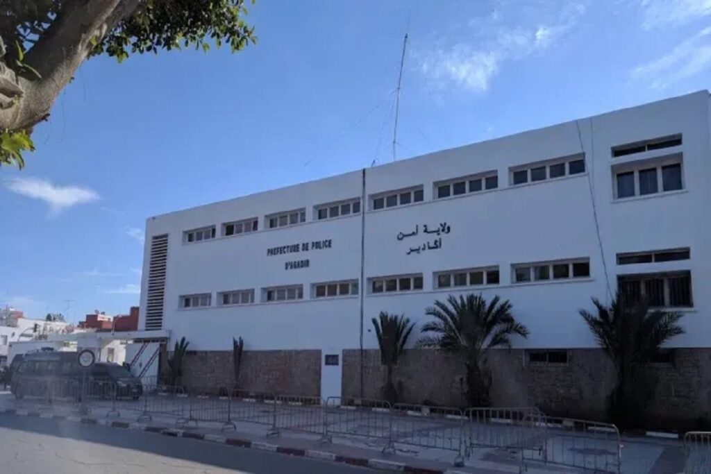 أمن أكادير يوضح بشأن ادعاءات توقيف مرشدي السياحة بسوق الأحد ويؤكد احترام القانون