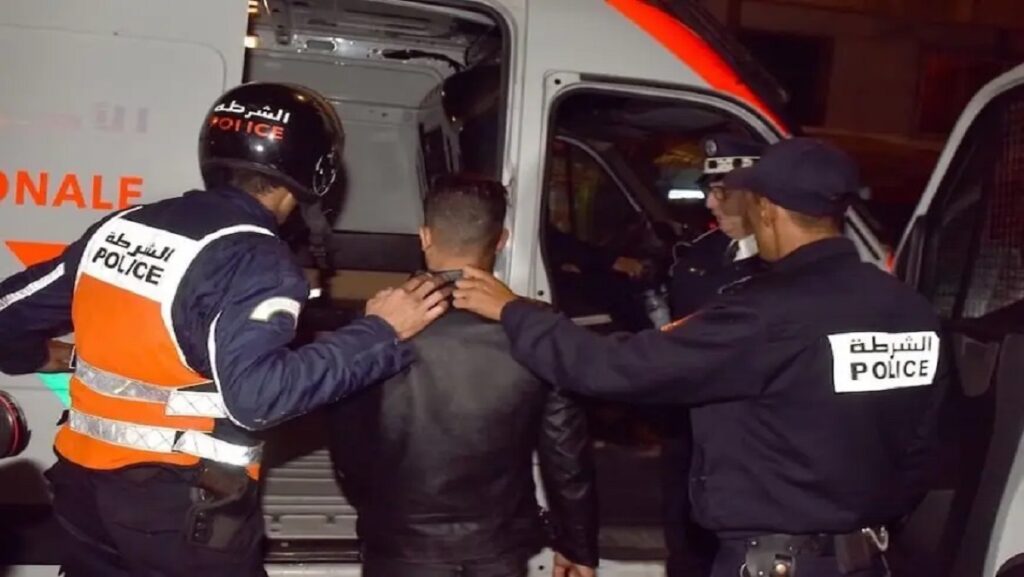 إنهاء مغامرات شبكة متخصصة في النصب بانتحال صفات موظفين ومسؤولين بارزين