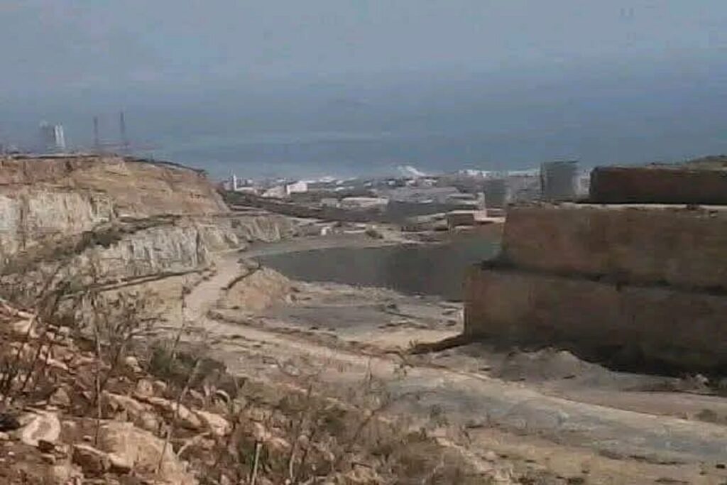 أكادير: ساكنة تدارت أنزا تطالب بجبر الضرر البيئي والصحي بعد إغلاق معمل “إسمنت المغرب”