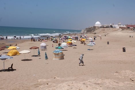 ركود غير مسبوق في شاطئ سيدي وساي: غلاء الأسعار وغياب الأنشطة الثقافية يؤثران على الموسم السياحي ركود غير مسبوق في شاطئ سيدي وساي: غلاء الأسعار وغياب الأنشطة الثقافية يؤثران على الموسم السياحي