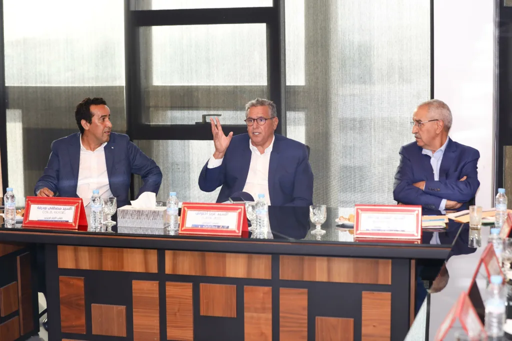 أكادير: اجتماع لدراسة مشاريع تنموية لتأهيل الأحياء وتقليص الفوارق برئاسة أخنوش