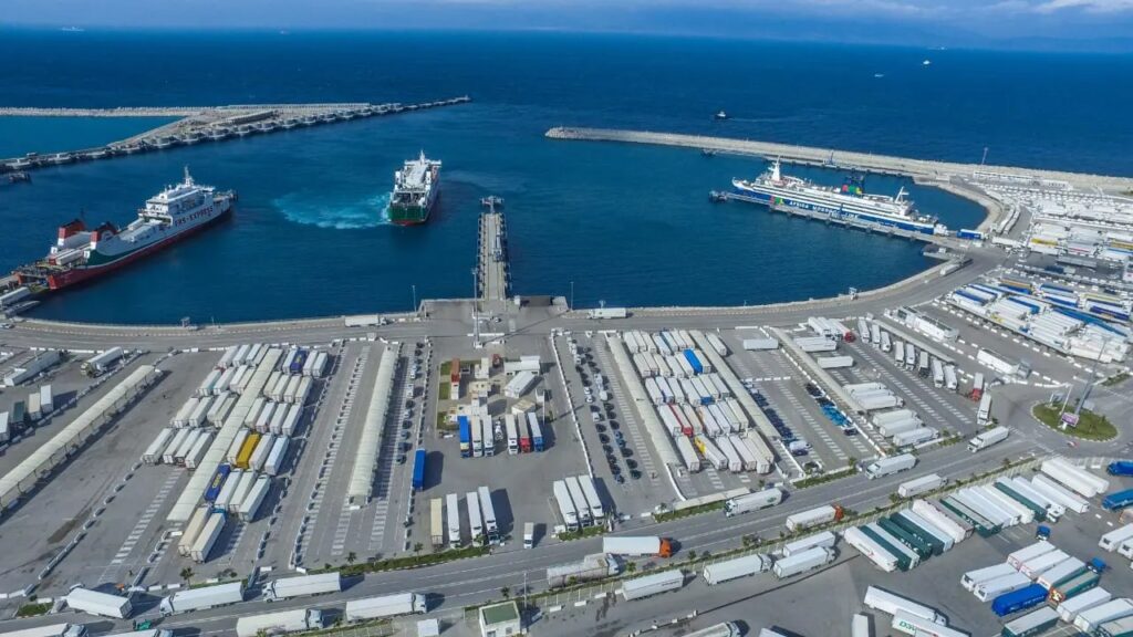 اتهامات بتوظيف مأساة غزة لضرب استقرار المغرب وتشويه ميناء طنجة باسم “التضامن”