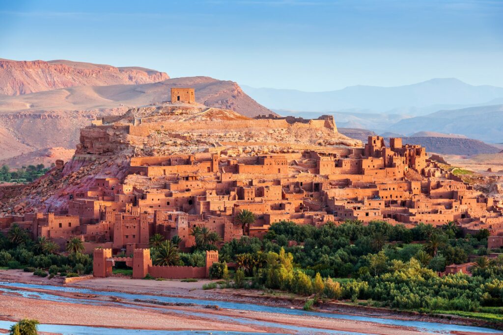بين التأكيد والنفي.. مؤشرات ترصد “تراجع” إقبال الجالية على السياحة المغربية
