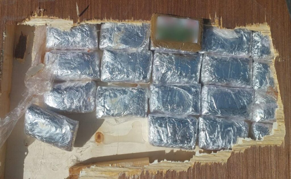 إحباط محاولة تهريب 196 كيلوغرامًا من “الشيرا” بالكركرات.. الأمن يضرب بقوة في وجه تجار المخدرات