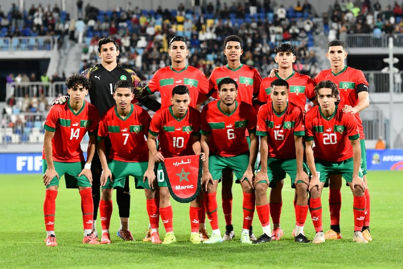 “أسود الأطلس” في مهمة صعبة: تشكيلة المغرب الرسمية لمواجهة إسبانيا في افتتاح مونديال الشباب