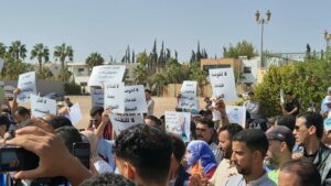 بعد احتجاجات المستشفيات.. شبكة حقوقية تحذر من أزمة صامتة في القطاع الصحي