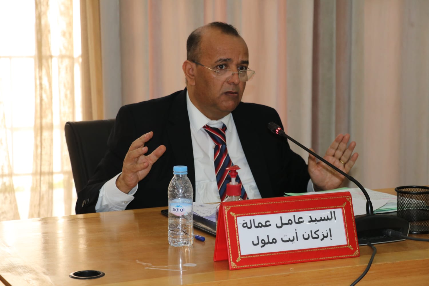 عزل عامل عمالة إنزكان أيت ملول إسماعيل أبو الحقوق من منصبه