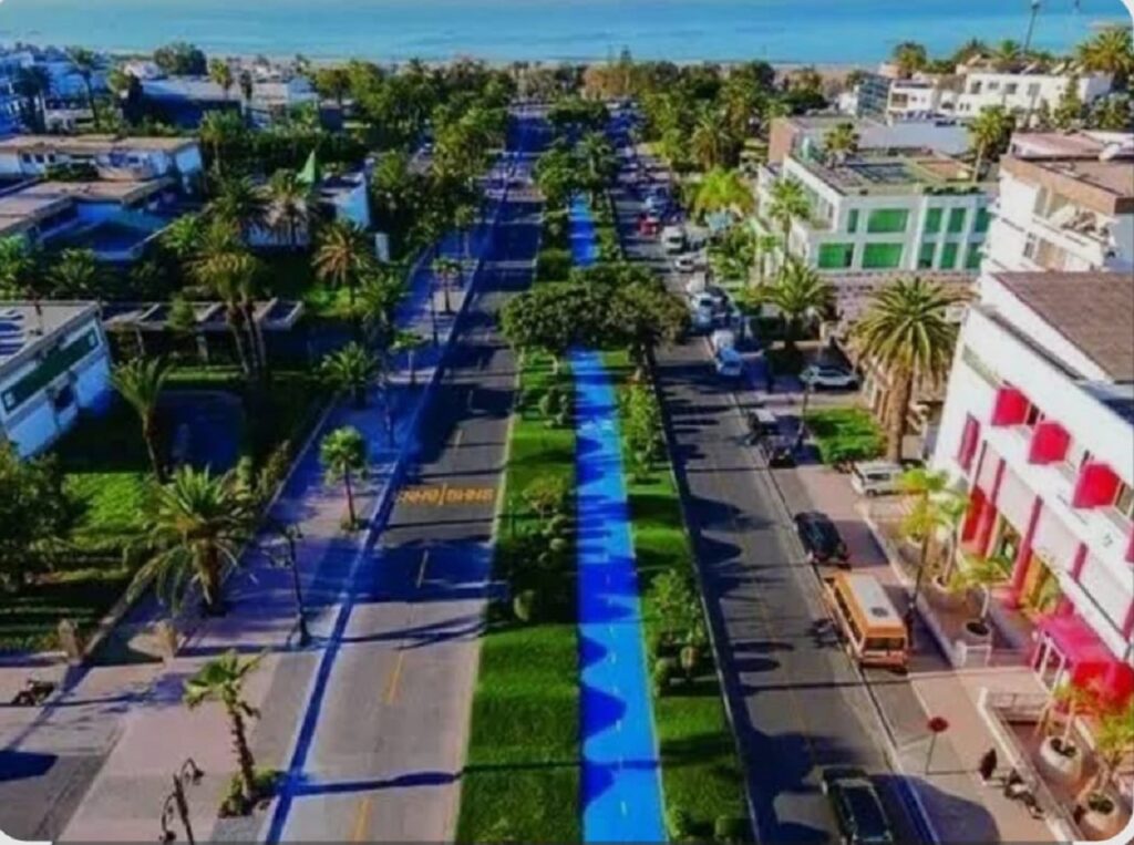 أكادير مدينة تتجدد… فهل يتجدد وعي بعض المواطنين؟