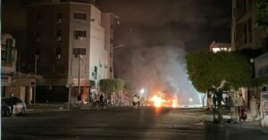 صرخة قابس: احتجاجات عنيفة ضد “التلوث القاتل” وتصاعد المطالب بتفكيك المجمع الكيماوي