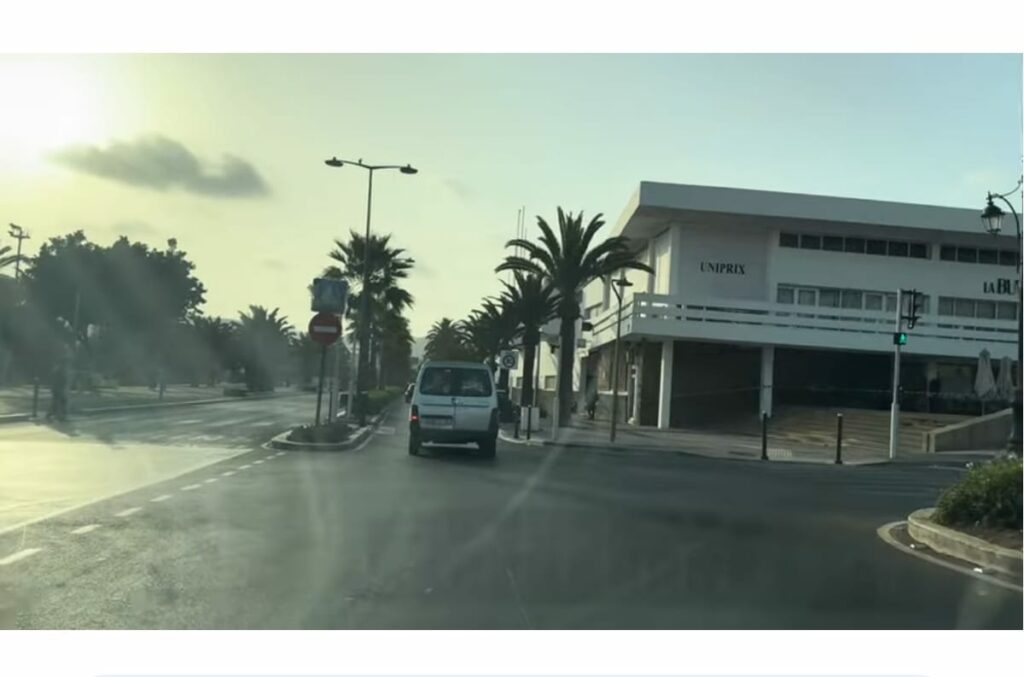شارع الجيش الملكي بأكادير بين الفوضى والإهمال… من ينقذ الساكنة؟
