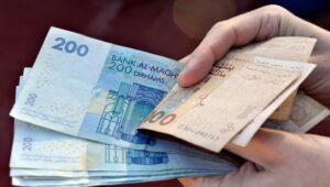 الحكومة تصادق على رفع التعويضات العائلية بأثر رجعي
