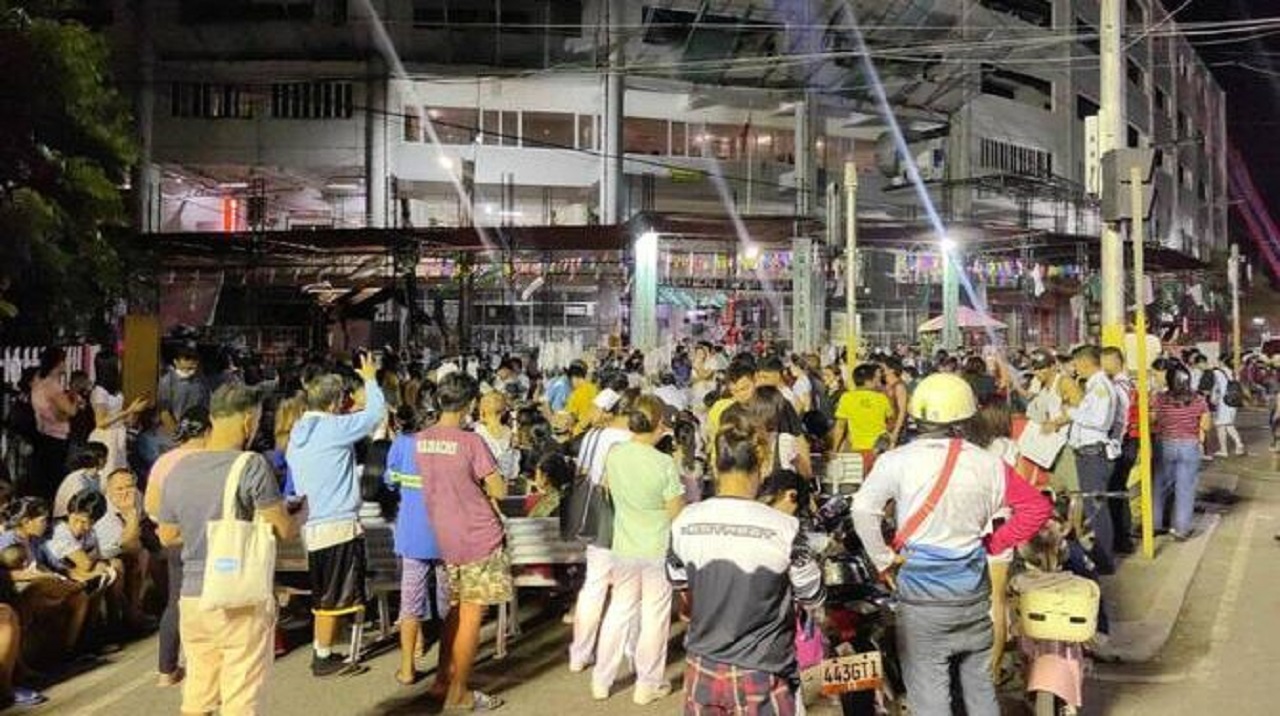 زلزال قوي يضرب وسط الفلبين: 69 وفاة وأكثر من 140 مصابًا وعمليات إنقاذ متواصلة