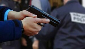 مفتش شرطة يستعمل سلاحه الوظيفي بأولاد تايمة لتوقيف مروّج مخدرات