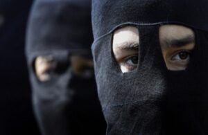 تارودانت: ملثمان يهاجمان حارسا ليليا ويسلبانه 3000 درهم