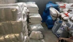 الجمارك تحبط محاولة تهريب بأكادير: حجز 12 طنا من الأكياس البلاستيكية بمستودع سري