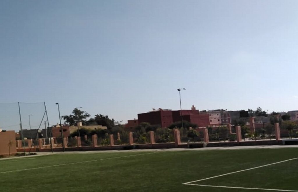 شباب أيت ملول يسلطون الضوء على الوضعية المتدهورة للملعب البلدي قصبة الطاهر، ويطالبون بإعادة التهيئة