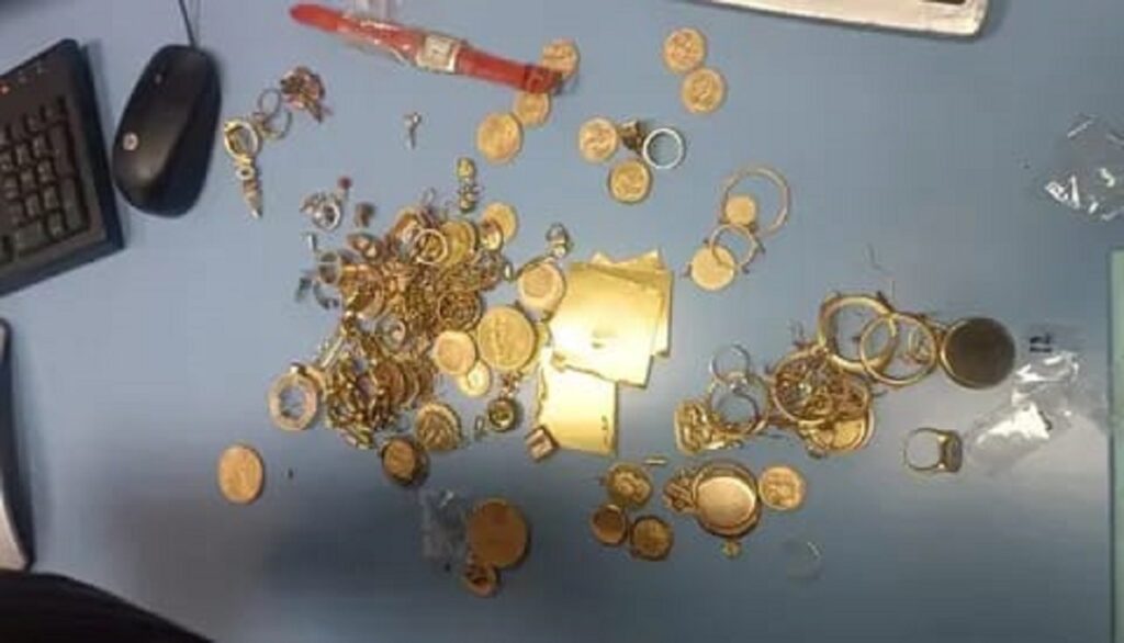 بين إيطاليا وطنجة… رحلة ذهب مهرب تنتهي بتدخل جمركي حازم