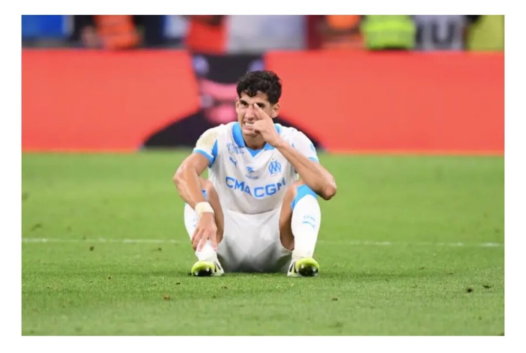 نايف أكرد: تفاقم الإصابة يهدد أحلام المغرب في كأس أمم إفريقيا